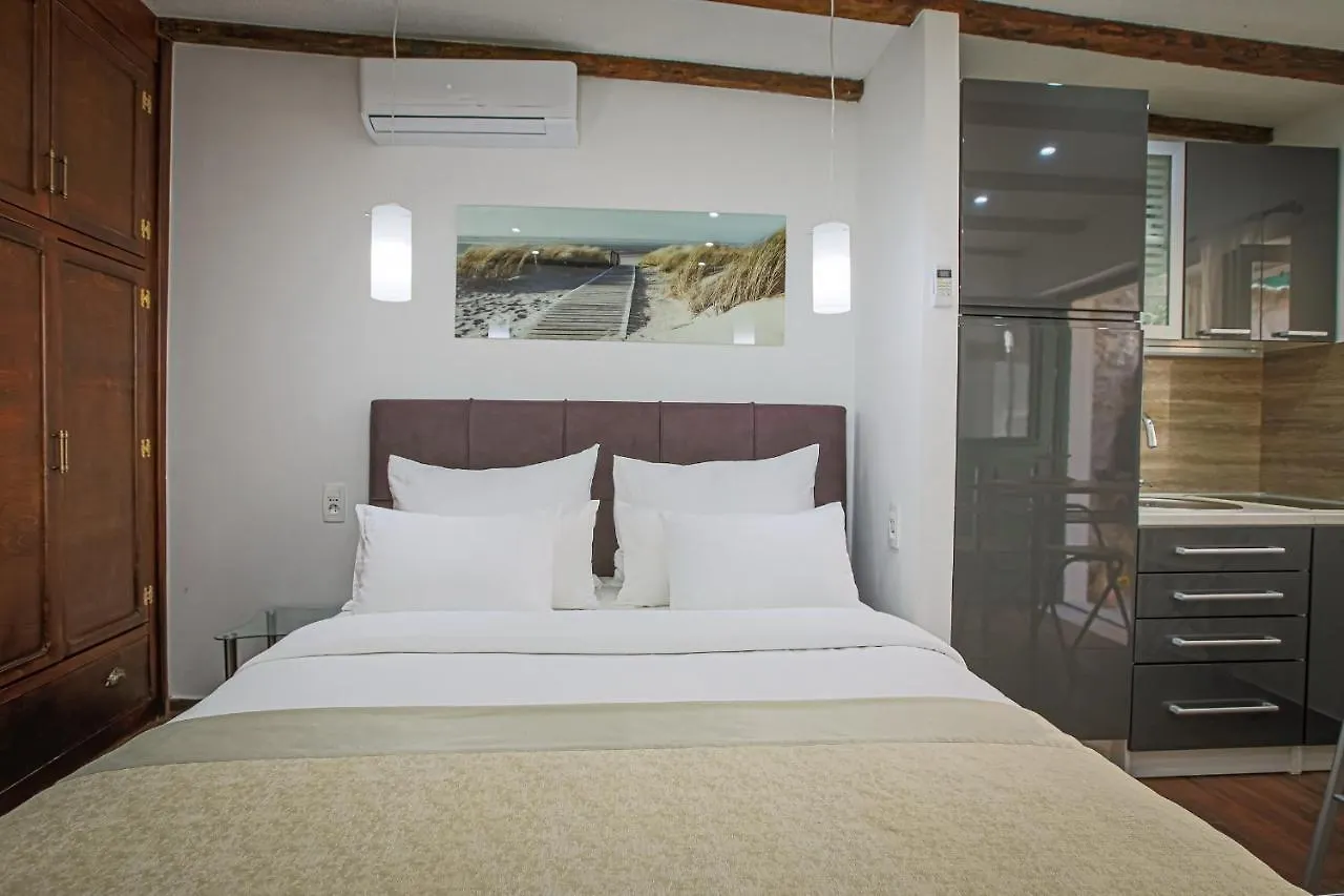 Theatre Luxury Rooms Σπλιτ