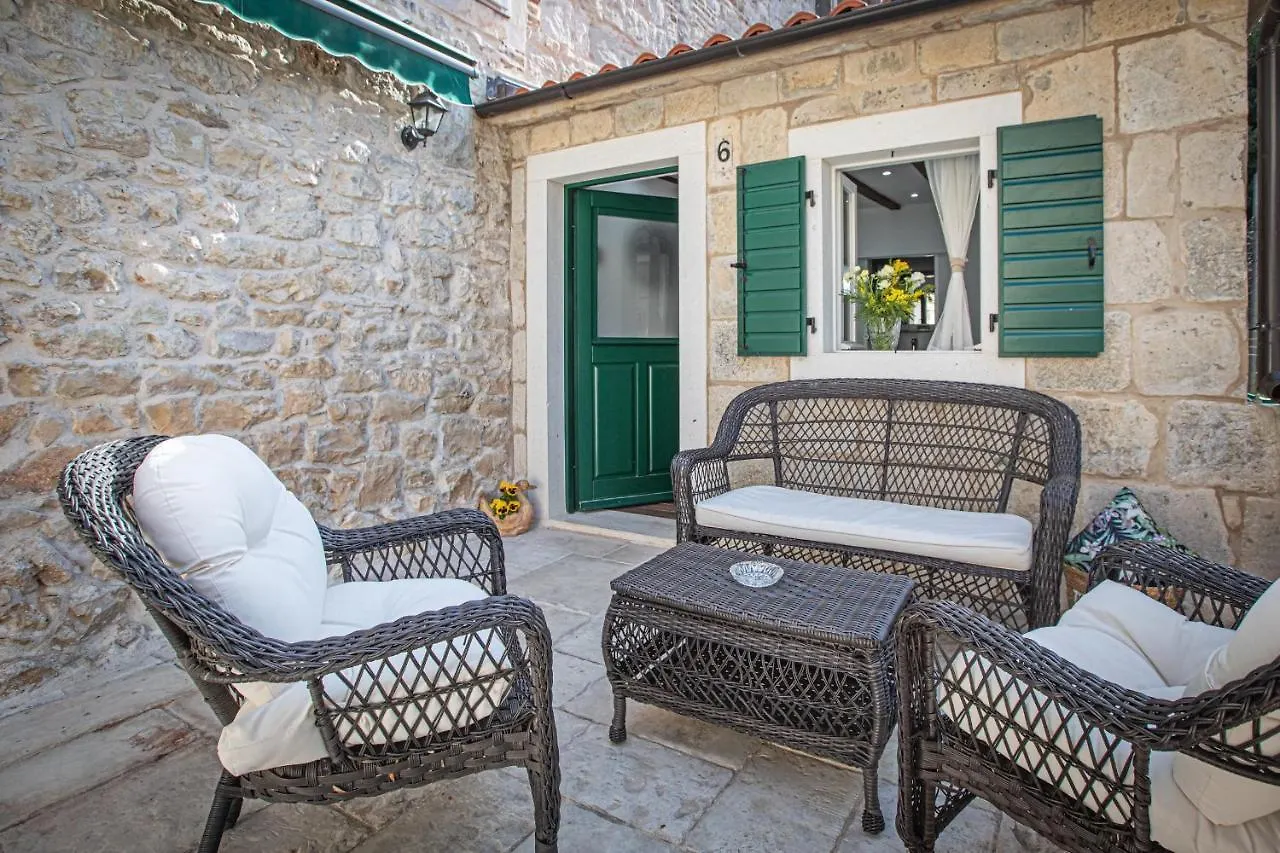 Bed & Breakfast Theatre Luxury Rooms Split